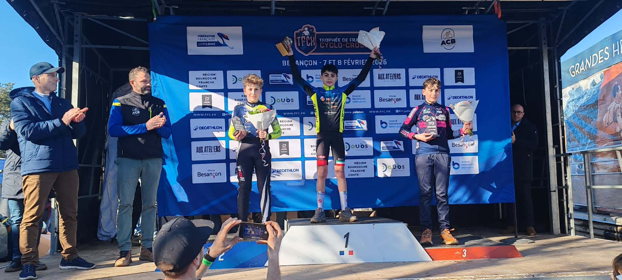 Lire la suite à propos de l’article Angelo vainqueur du Trophée de France de CX